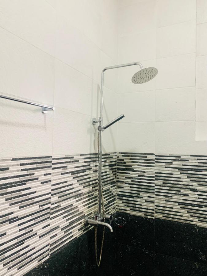 Jungle City Hostel 高尔 外观 照片